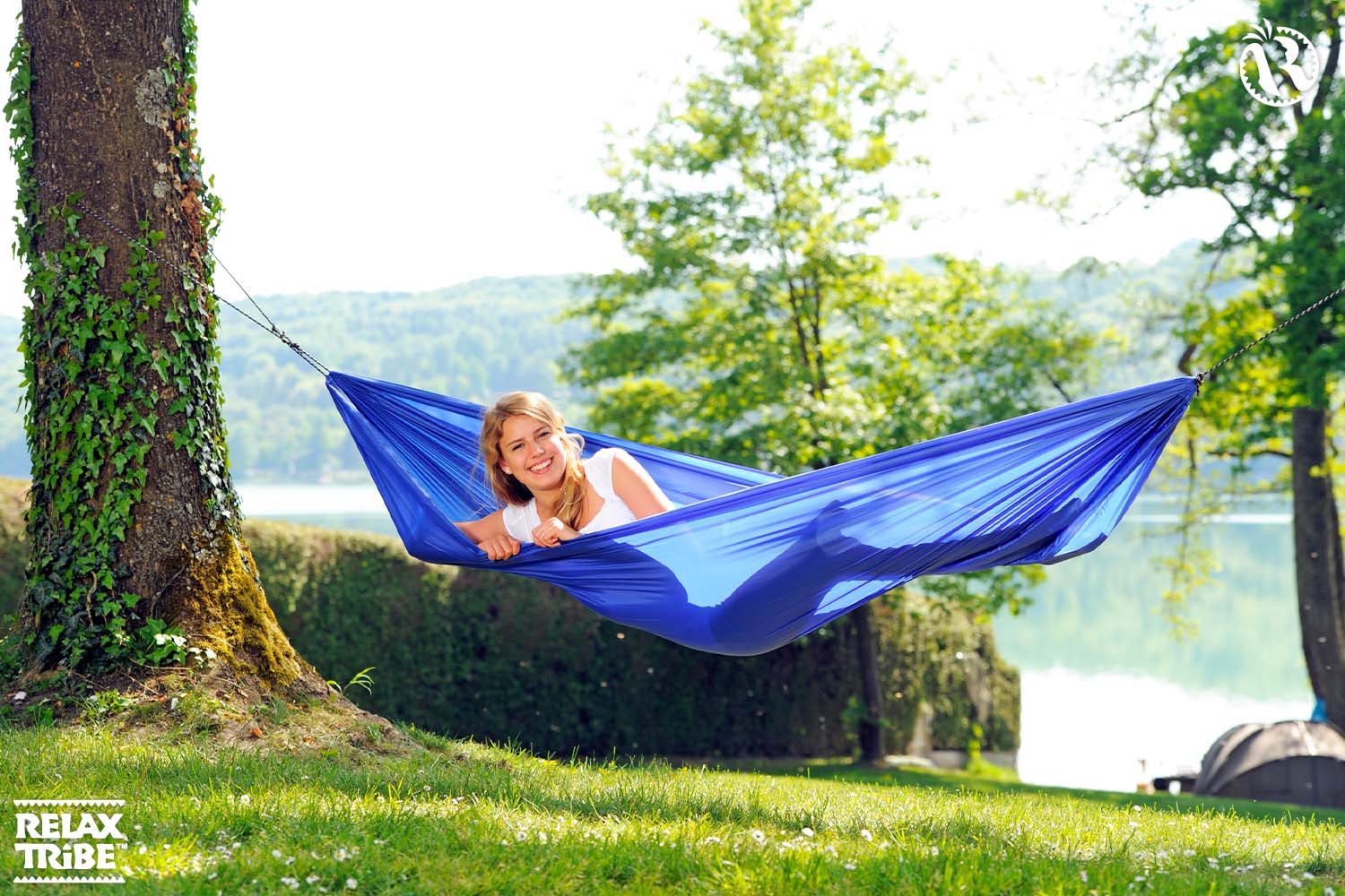 travel-set-blue-single-portable-travel-hammock-with-suspension-system-outdoor-camping-trees
